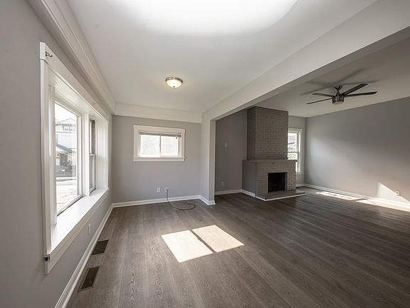 Entry to living room