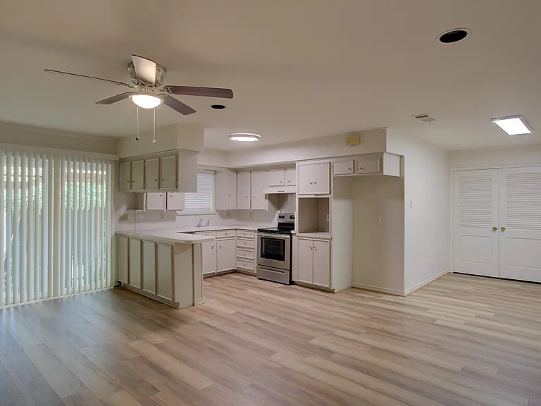6328 Rincon Way — Photo 6