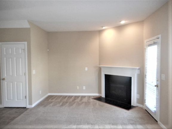 2nd image of 406 Briarwood Dr