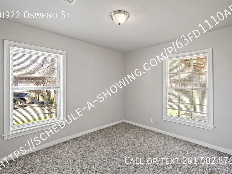 10922 Oswego St — Photo 5