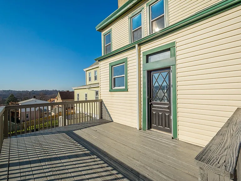 115 W Cherryhill St — Photo 19