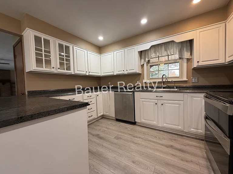1437 Township Road 805 — Photo 17