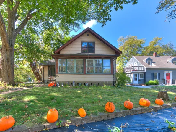 803 Northwestern Ave, Ames, IA 50010