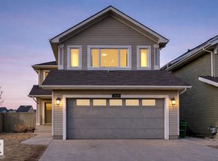 1564 36th Ave NW, Edmonton, AB
