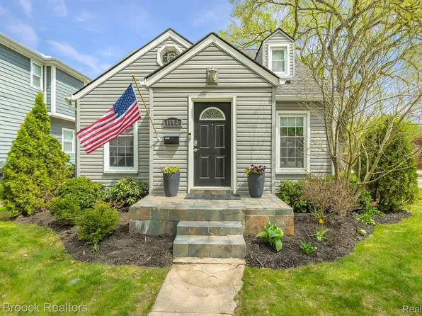 1502 N Altadena Ave, Royal Oak, MI 48067