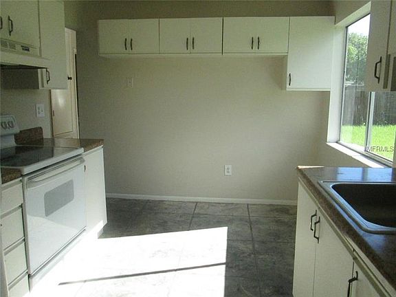 5th image of 4210 Avanti Cir