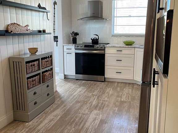 2nd image of 18081 SE Country Club Drive #293