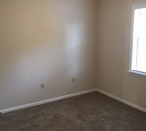 3rd image of 4 S Sawgrass Cir