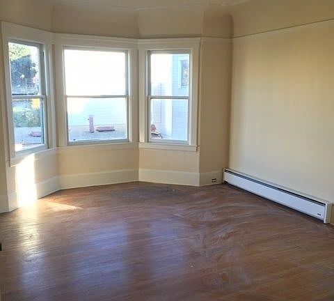 5th image of 3232 Gough St APT 5
