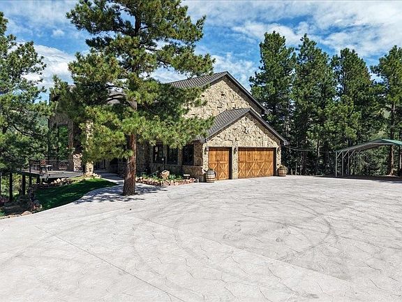 5th image of 2112 Sawmill Gulch Road