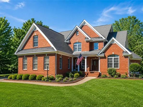 6004 Spinnaker Cove Ct, Suffolk, VA 23435