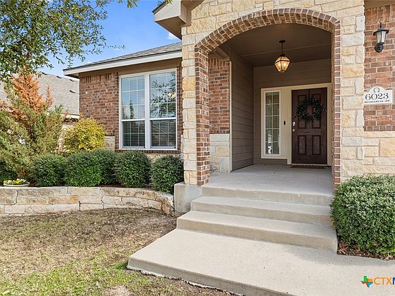 4th image of 6023 Alexandria Dr