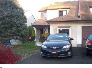 6612 Senator Ln, Bensalem, PA 19020