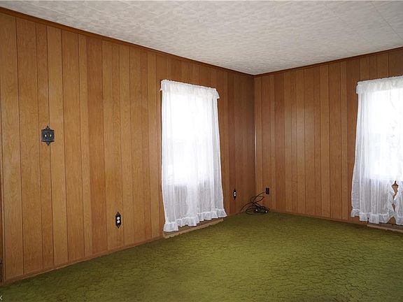5th image of 465 Hawley Ave