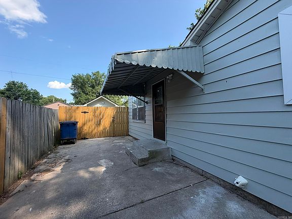 4th image of 510 Gordon St