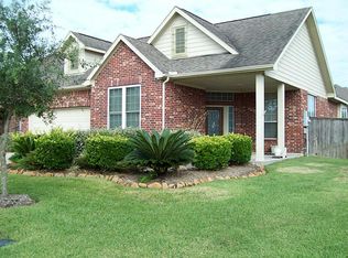 1601 S Lago Vista Dr, Pearland, TX 77581