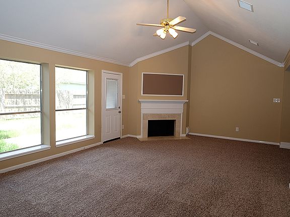 4th image of 3638 Truesdale Dr