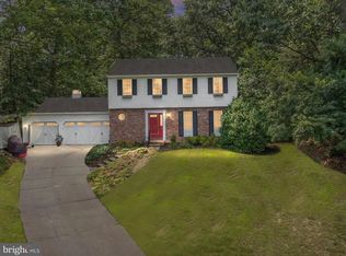 8230 Olney Ct, Pasadena, MD 21122