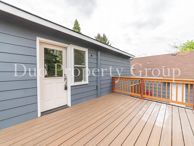 740 W 7th Aly — Photo 10