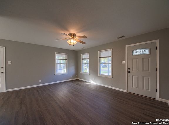 5th image of 274 Harcourt Ave