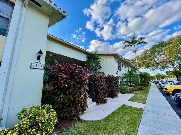 1421 Windorah Way #H, West Palm Beach, FL 33411