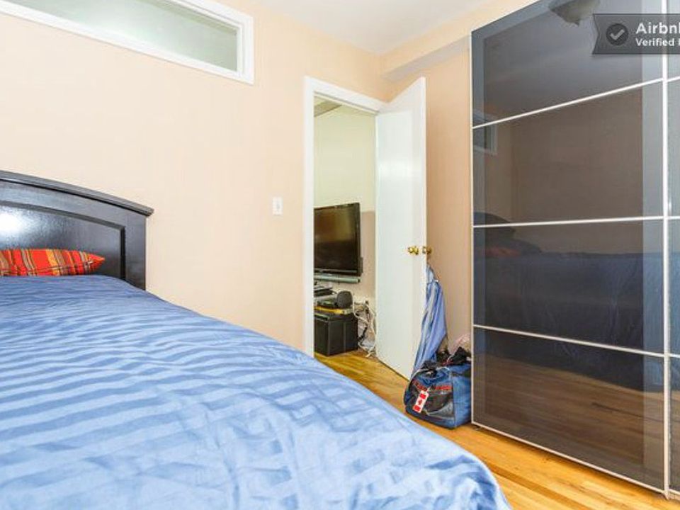 1st image of 609 E 11th St APT 4A
