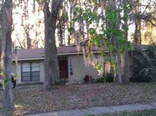 1028 Wildrose Dr, Lutz, FL 33549