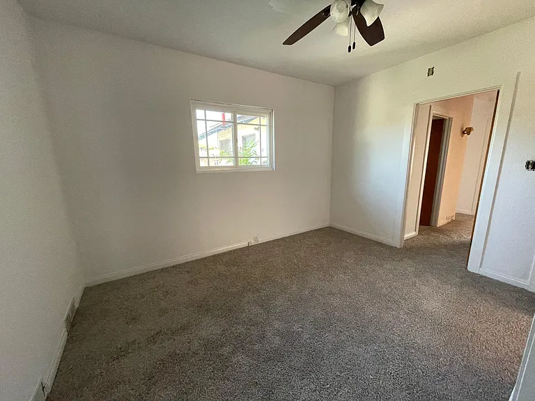 2984 Buena Vista Ave — Photo 8