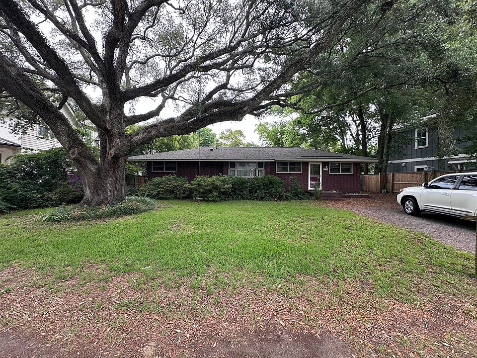 1st image of 1496 Seminole St