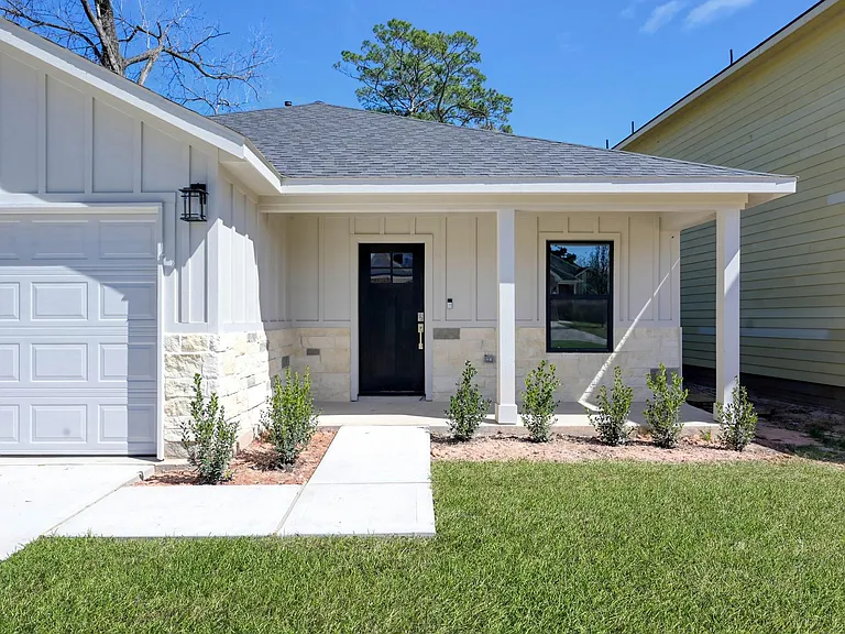 106 Harbor Court Dr — Photo 3