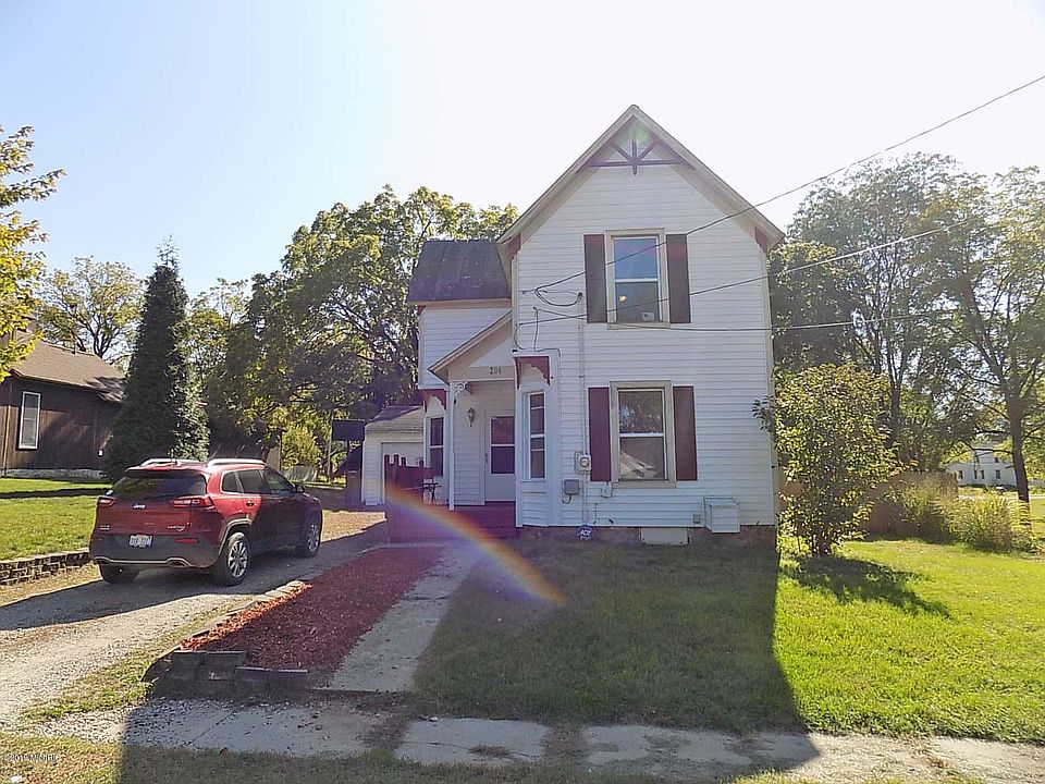 1st image of 206 Dayton St