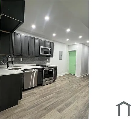 2 bed, $2,300 — Photo 2