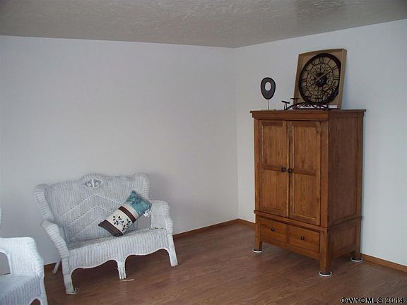 2nd image of 103 College Ct