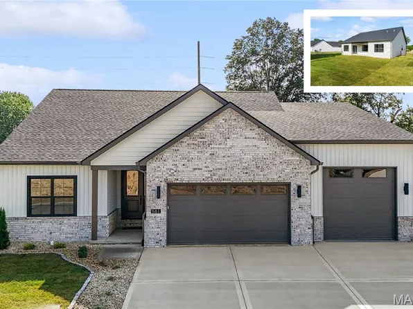 581 Tea Olive Blvd, Ofallon, IL 62269