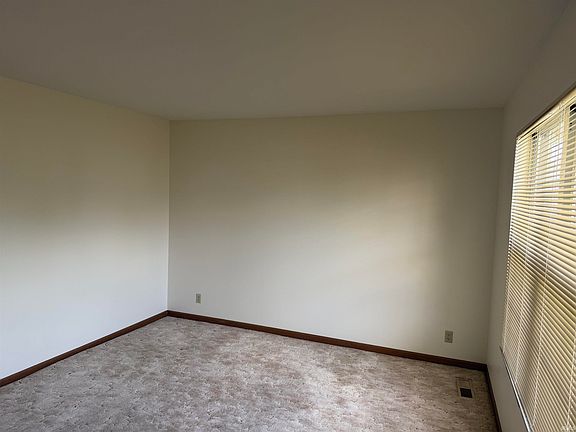 4th image of 4209 Quail Hollow St