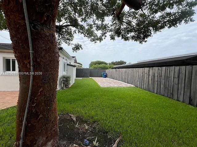 9211 SW 13th St — Photo 38
