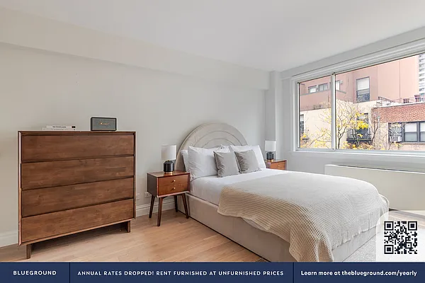 Rented by The Blueground | media 9