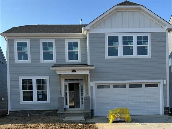 2232 Patrick Dr, Suffolk, VA 23435