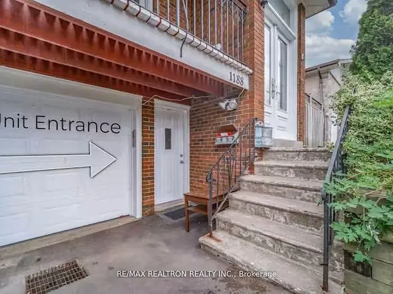 1188 Shadeland Dr #LOWER — Photo 1