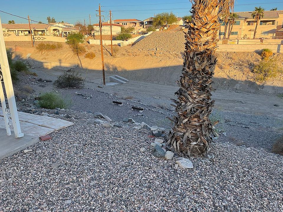 2nd image of 2490 Palo Verde Blvd N