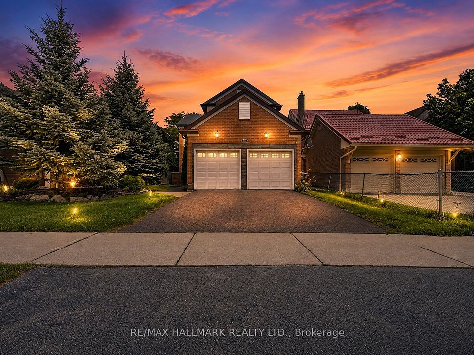 1st image of 329 Kingsbridge Garden Cir