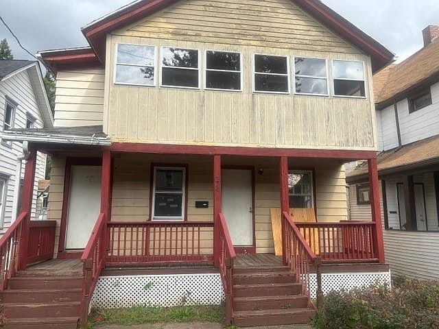 1st image of 274 Champlain St