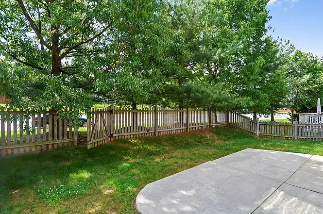 21768 Tottenham Hale Ct — Photo 15