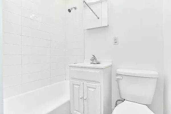 Rented by Living New York | media 12