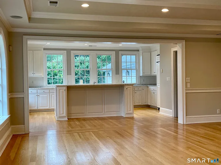 19 Deercliff Rd — Photo 7