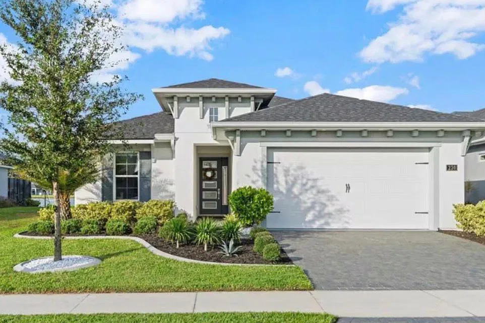 4 bed, 2014 sqft, $3,400 — Photo 1