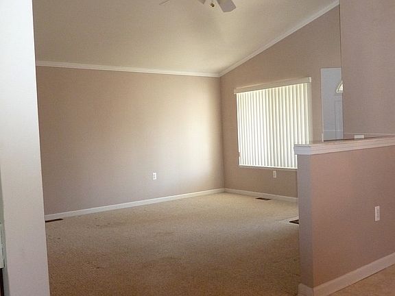 3rd image of 6176 Nightingale St