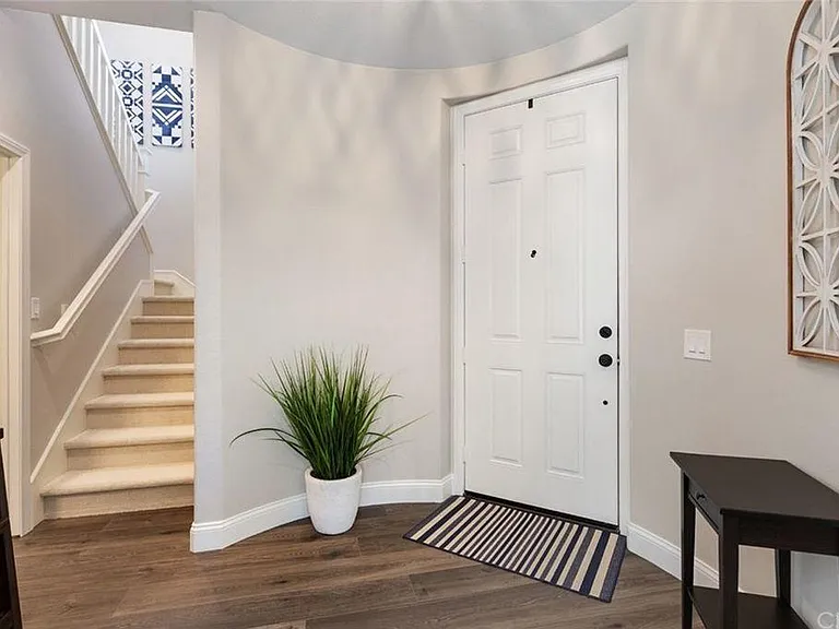 22 Fieldhouse — Photo 13