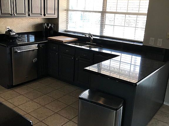 3rd image of 4364 Bradford Dr