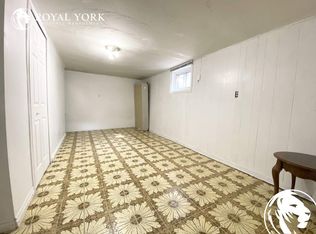 65 Maniza Rd, Toronto, ON M3K1R8